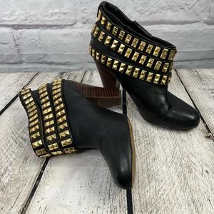 Betsey Johnson Black Boots Gold Studded Straps Size 9.5 4 Inch Heels w/ FLAW